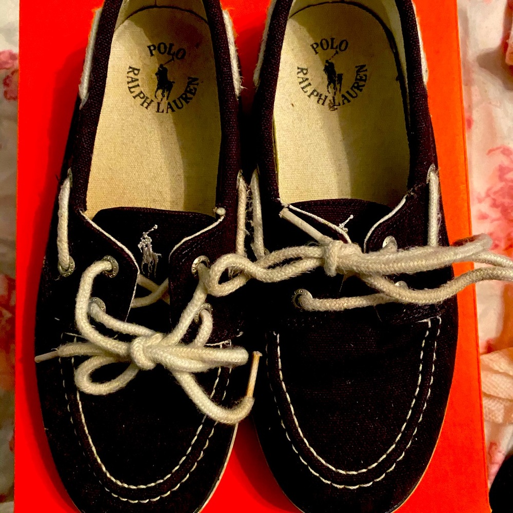 Boys shoes size 3